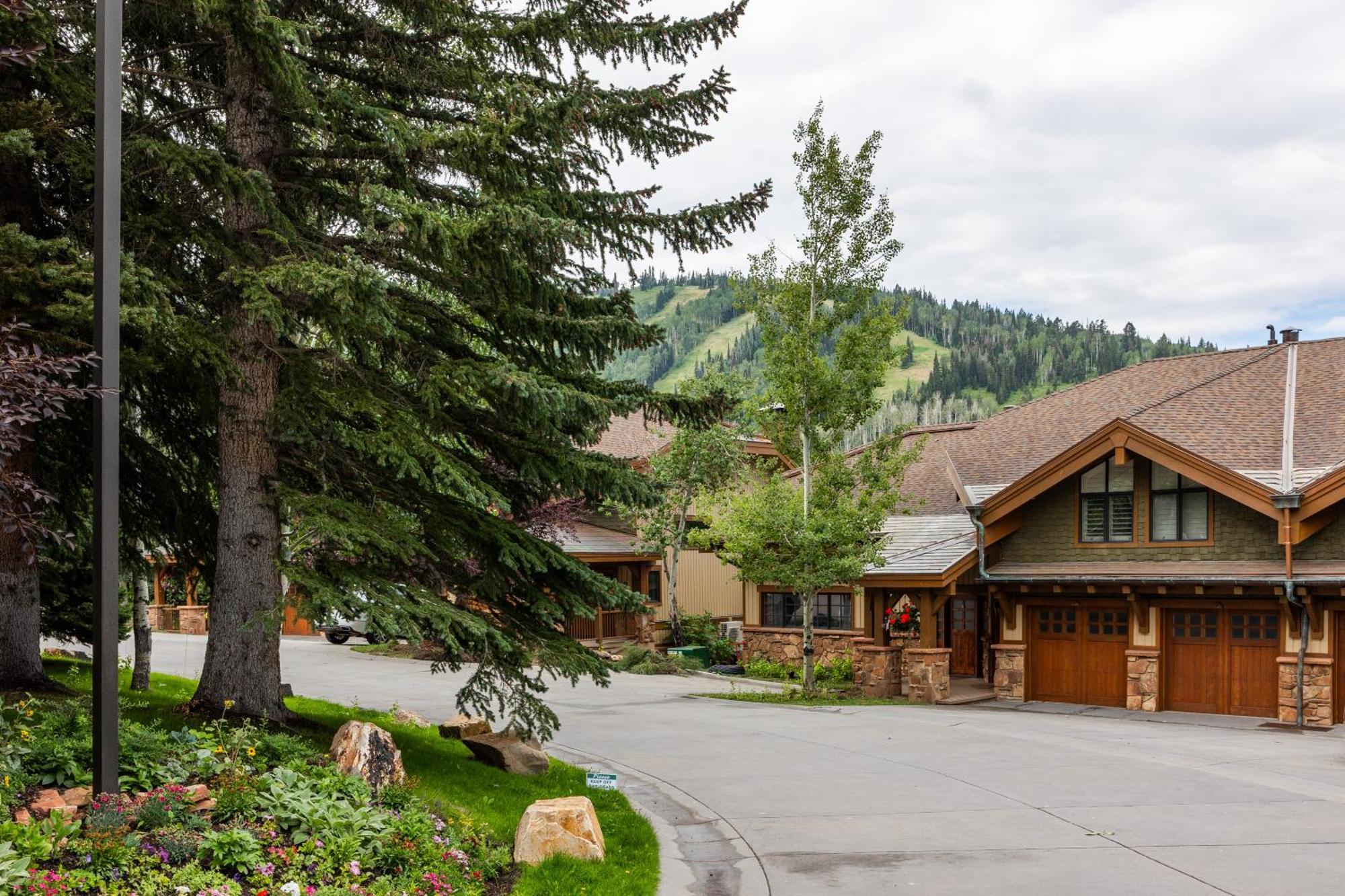Deer Valley Little Belle Ultimate Ski Getaway, Sleeps 14, Luxury Design, Private Hot Tub, パークシティ エクステリア 写真