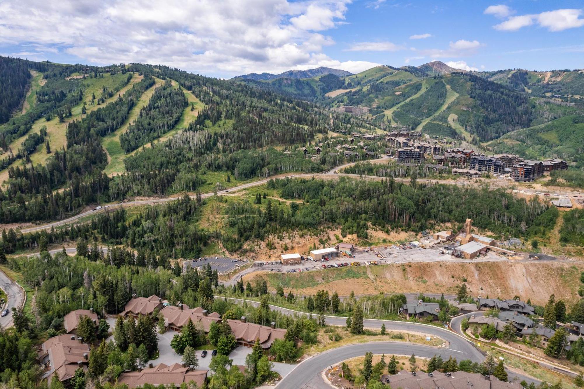 Deer Valley Little Belle Ultimate Ski Getaway, Sleeps 14, Luxury Design, Private Hot Tub, パークシティ エクステリア 写真