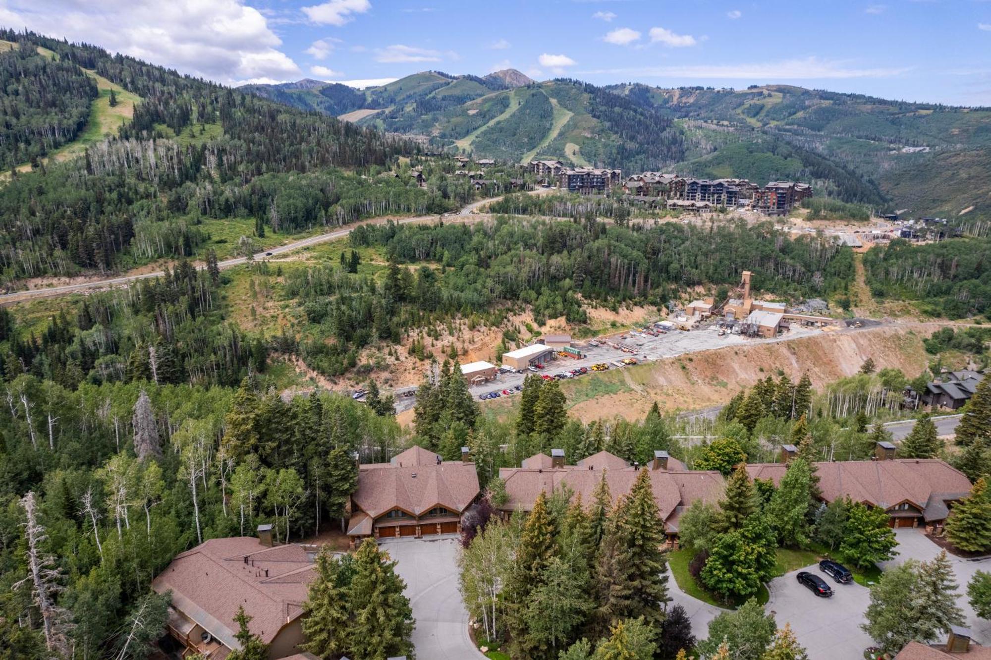 Deer Valley Little Belle Ultimate Ski Getaway, Sleeps 14, Luxury Design, Private Hot Tub, パークシティ エクステリア 写真