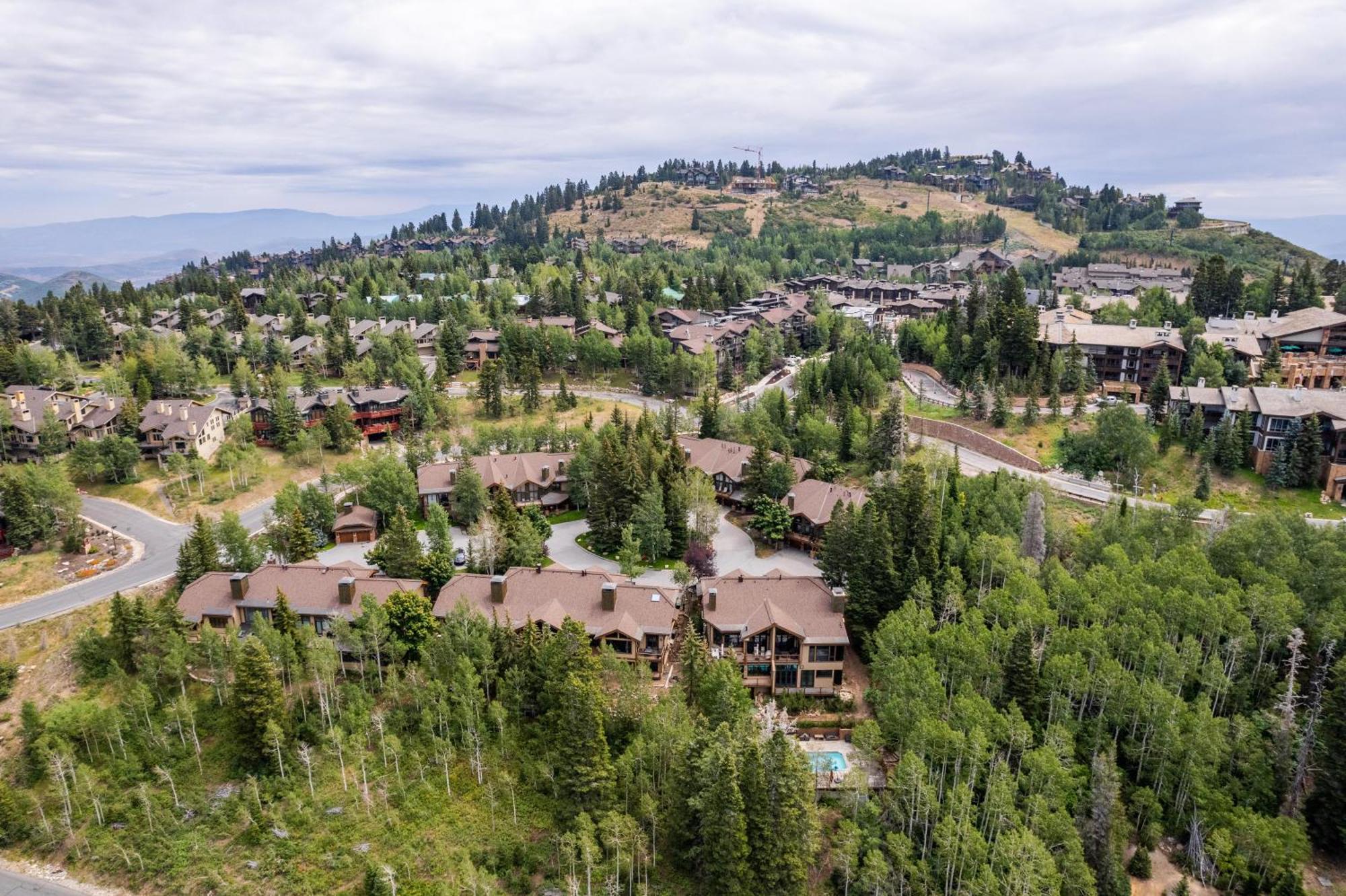 Deer Valley Little Belle Ultimate Ski Getaway, Sleeps 14, Luxury Design, Private Hot Tub, パークシティ エクステリア 写真